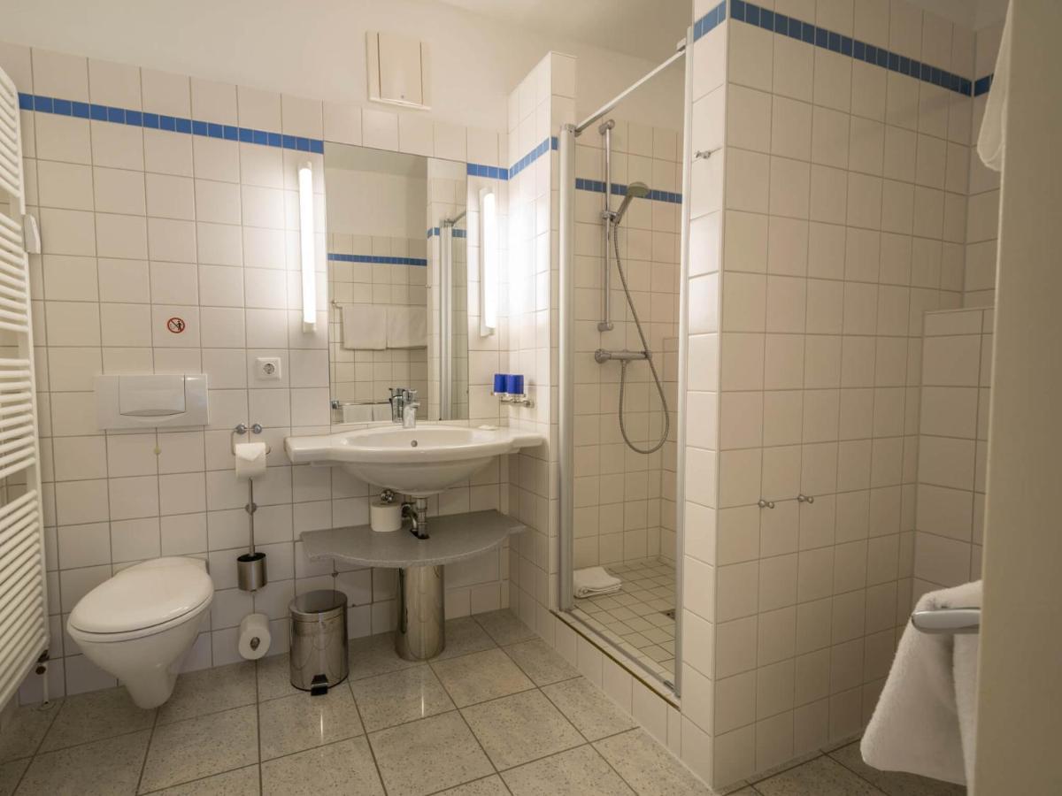 Kaiservillen Heringsdorf - Ferienwohnung Mit 1 Schlafzimmer Und Terrasse D204 Eksteriør bilde
